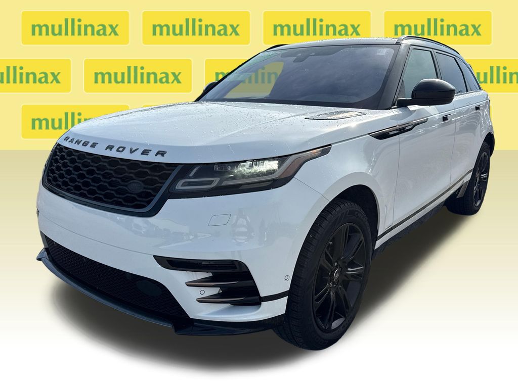 Used 2019  Land Rover SE R-Dynamic image 9