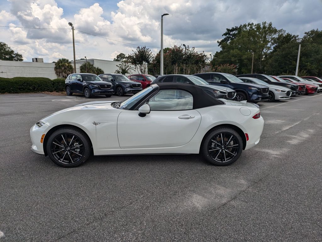 2026 Mazda MX-5 Miata Grand Touring