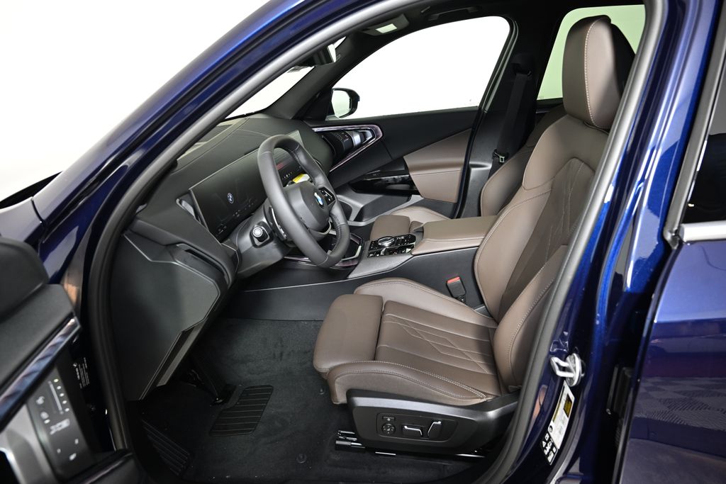 Thumbnail: 2026 BMW X3 - 14