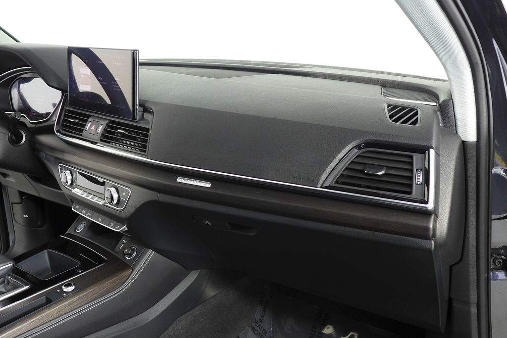 Thumbnail: 2023 Audi Q5 - 14