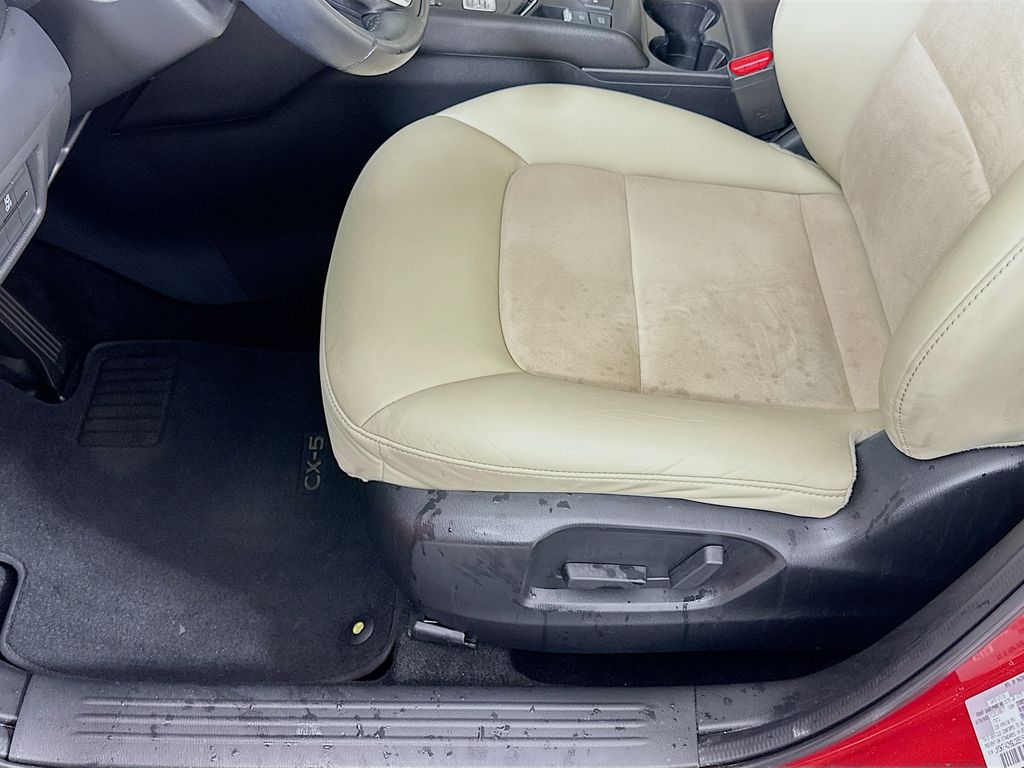 Thumbnail: 2020 Mazda CX-5 - 20