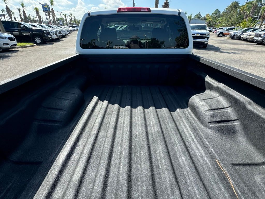 2019 Nissan Frontier S 12