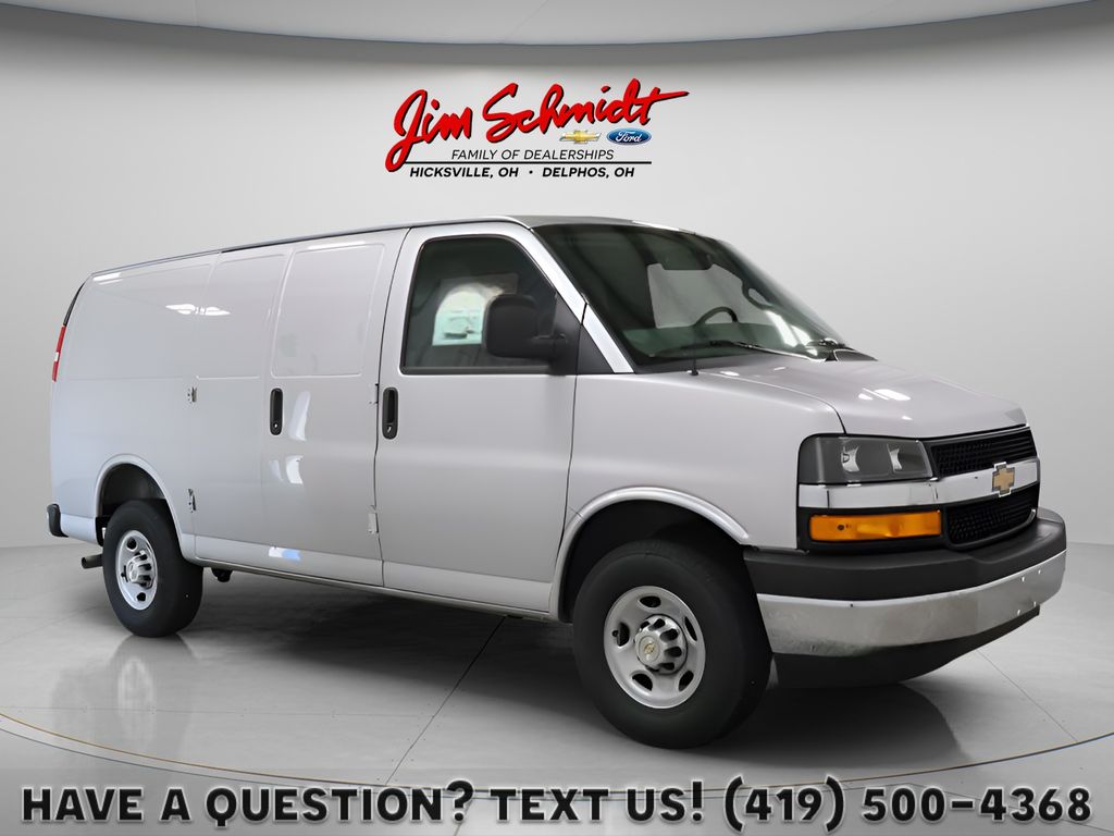 Silver Ice Metallic 2026 Chevrolet Express Cargo 2500 RWD Van Rear-Wheel Drive