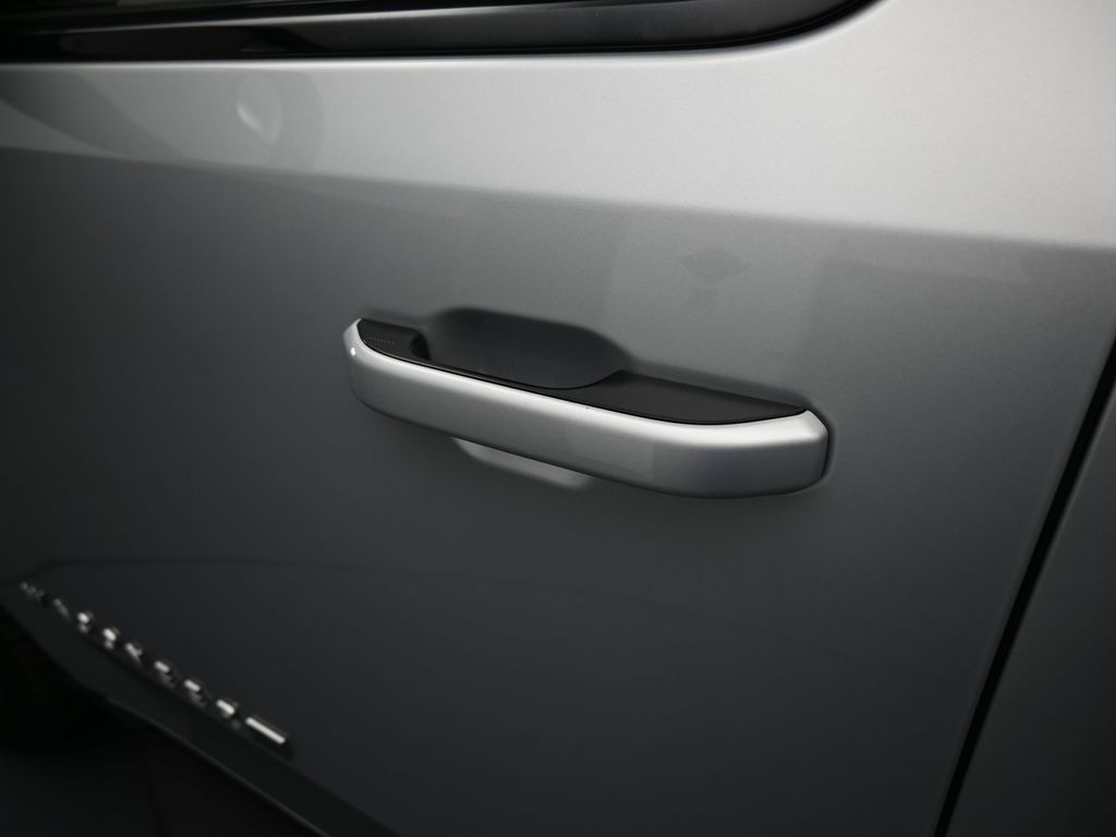 Used 2022 Silver Zynith Jeep Series I image 40