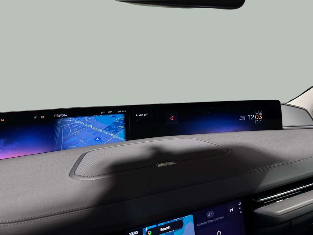 Certified Used 2025 Infinite Black Metallic Clearcoat Lincoln Reserve image 7