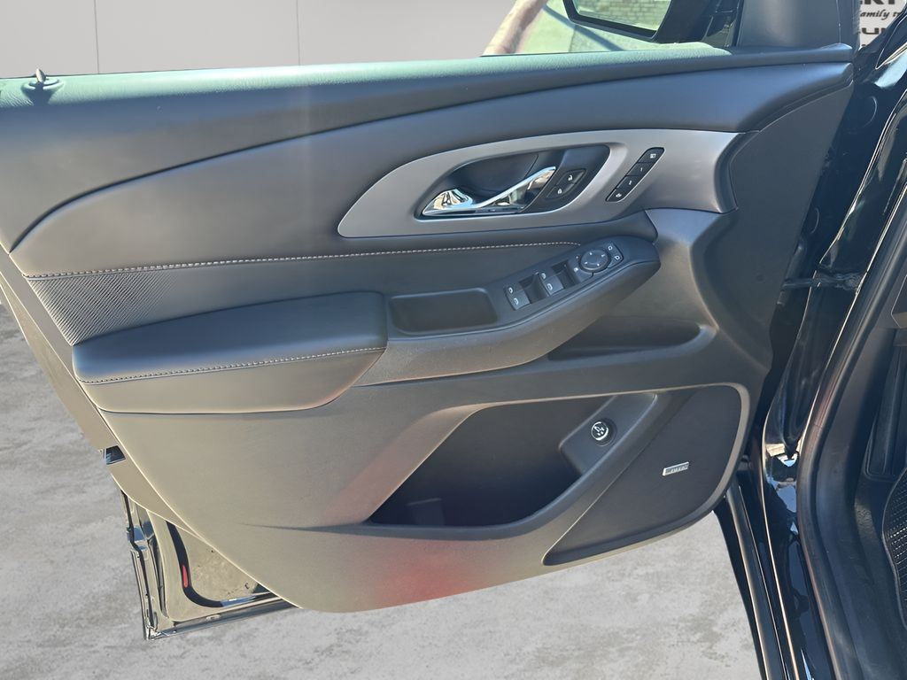 Used Car 2018 Chevrolet Traverse  Premier For Sale Under $20,000 In Austin, Texas