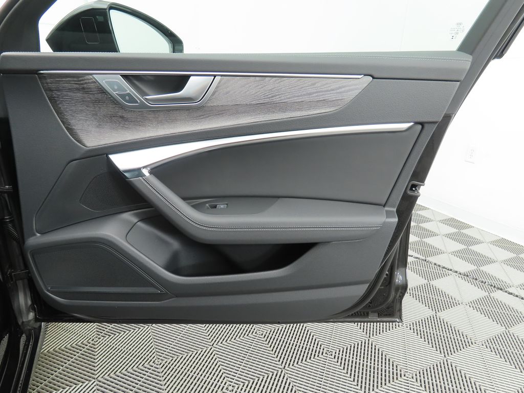 Thumbnail: 2025 Audi A6 - 25