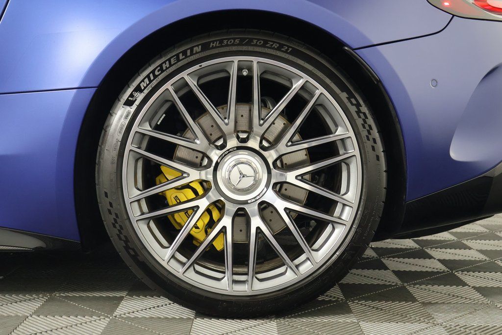 Thumbnail: 2024 Mercedes-Benz AMG GT - 15