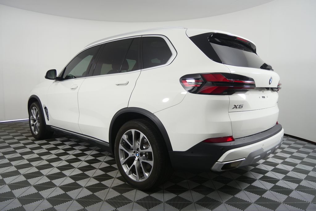 Thumbnail: 2024 BMW X5 - 5
