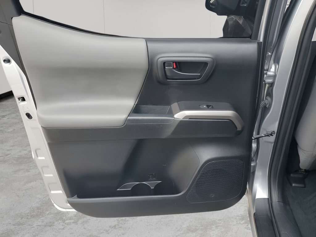 Used Car 2021 Toyota Tacoma  Sr5 For Sale Under $30,000 In Austin, Texas