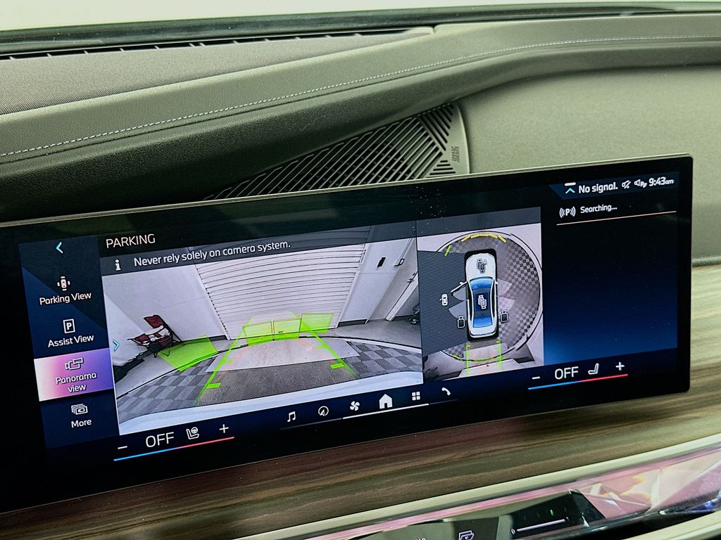 Thumbnail: 2023 BMW 7 Series - 14