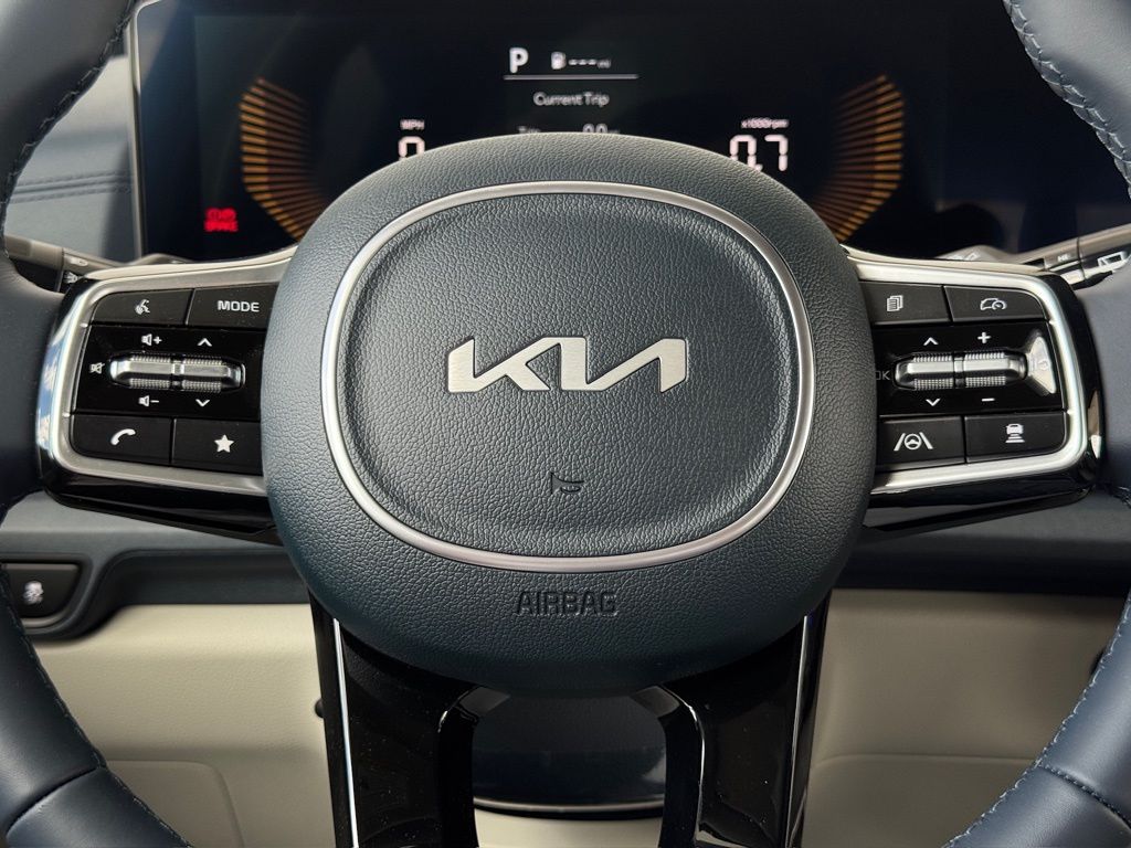 2026 Kia Carnival EX White at Community Kia