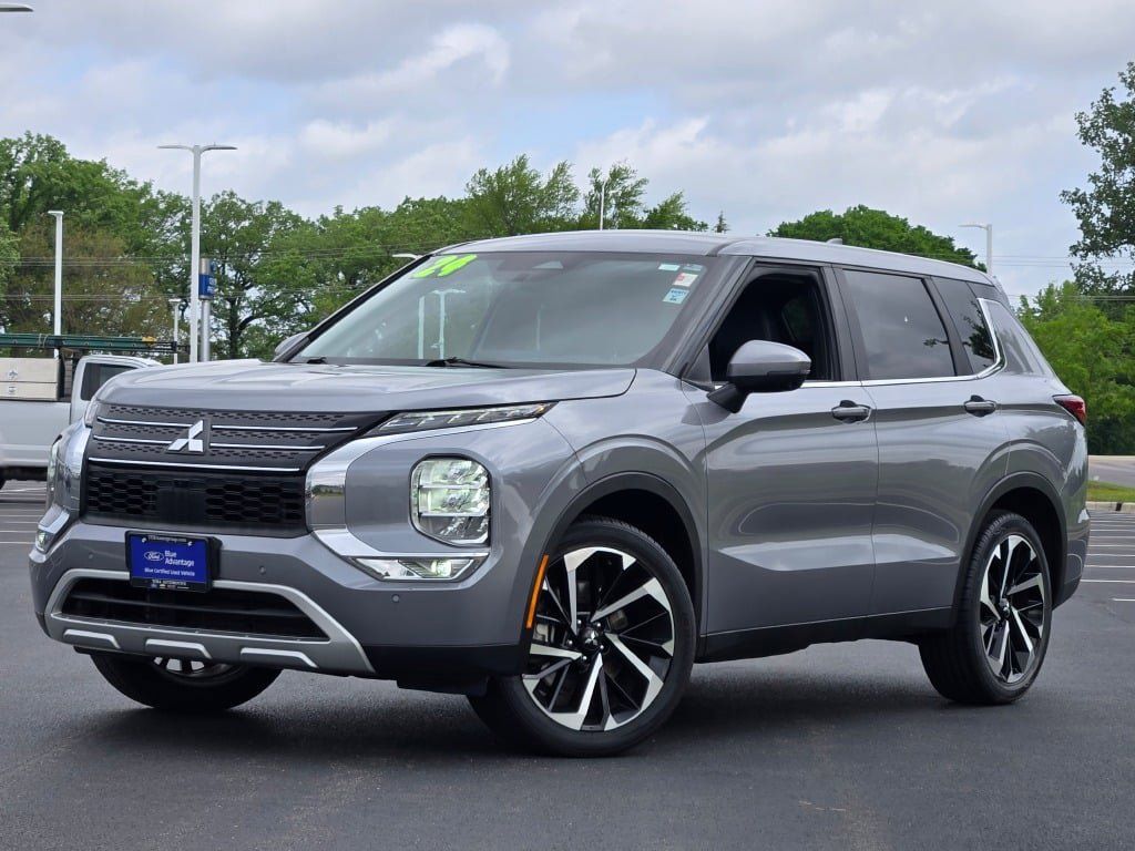 Gray 2024 Mitsubishi Outlander SE FWD SUV / Crossover Front-Wheel Drive Continuously Variable Transmission