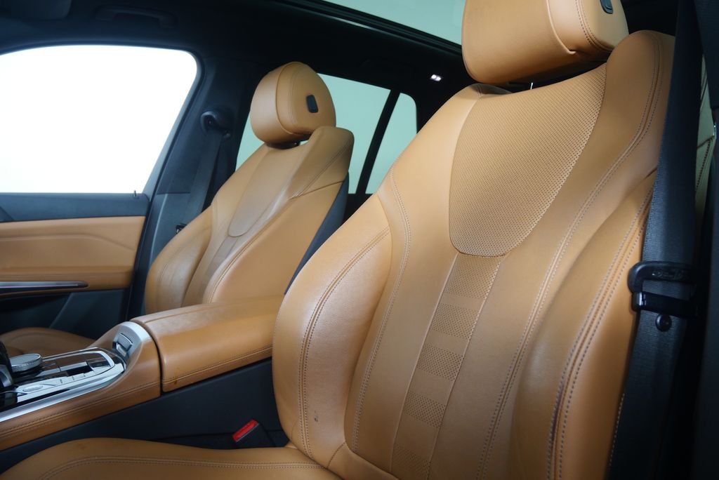Thumbnail: 2019 BMW X5 - 10