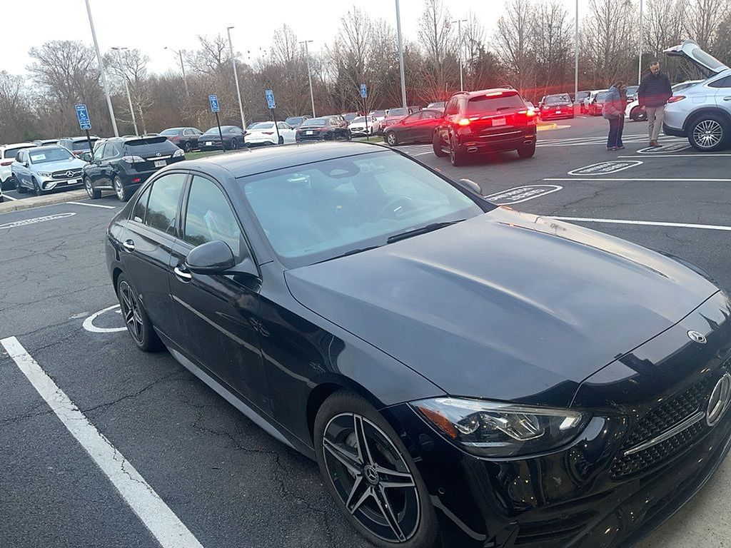 Thumbnail: 2023 Mercedes-Benz C-Class - 3