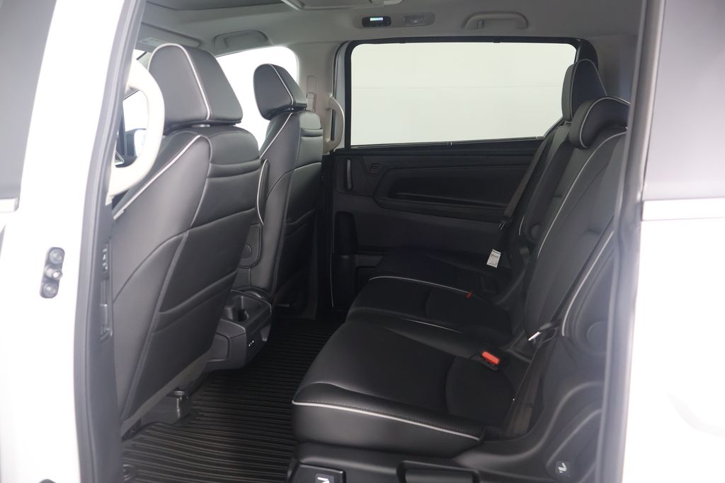 2025 Honda Odyssey Touring 6