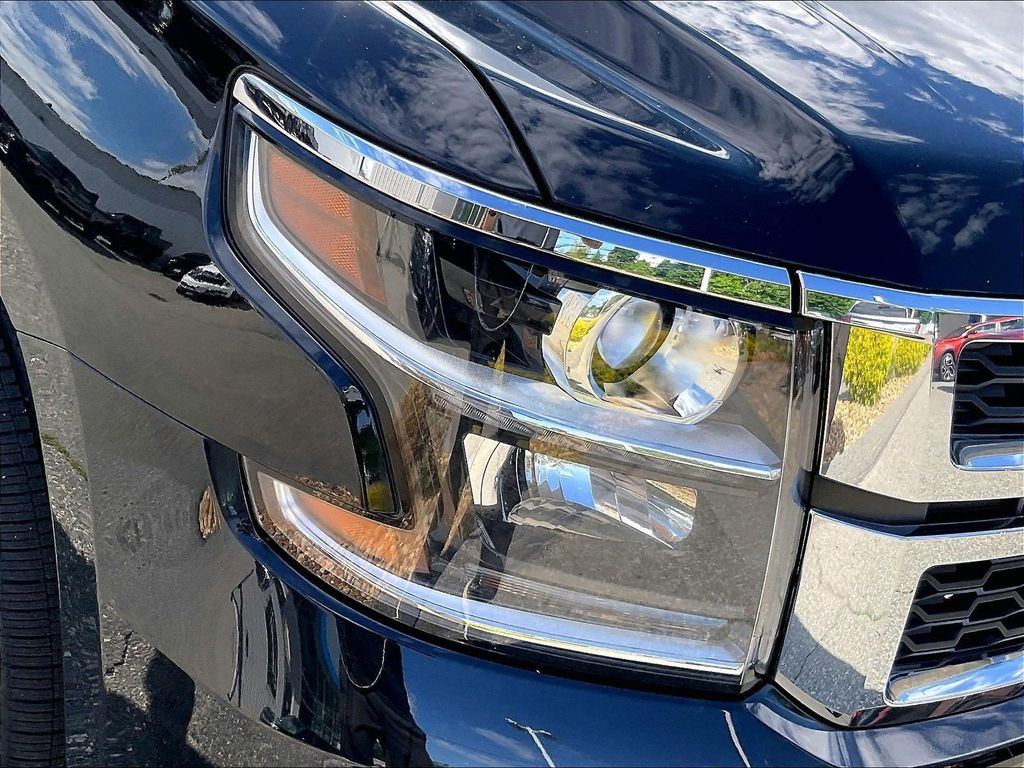 2017 Chevrolet Tahoe — photo 34