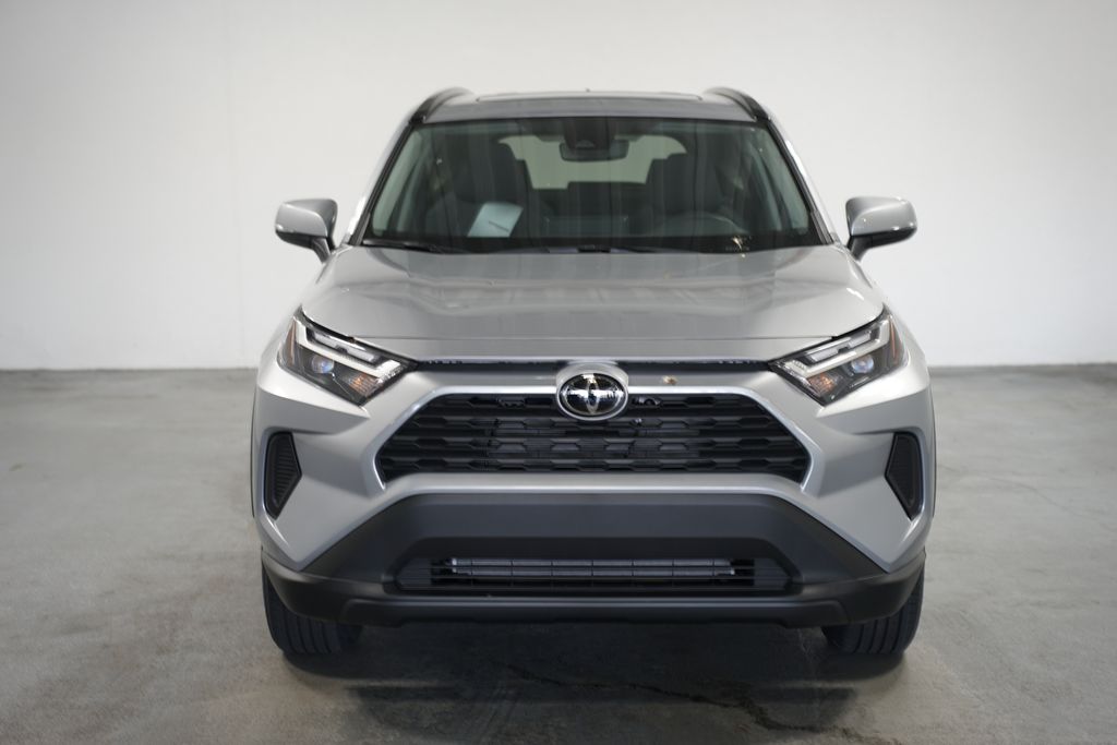 Thumbnail: 2025 Toyota RAV4 - 2