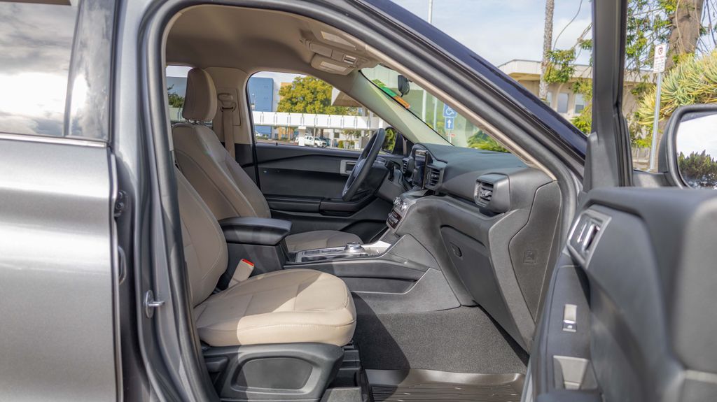 Used 2021 Ford Explorer Base 4D Sport Utility