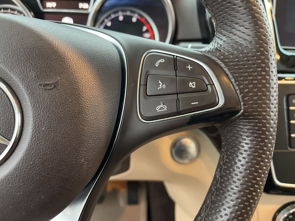Thumbnail: 2018 Mercedes-Benz GLE - 23