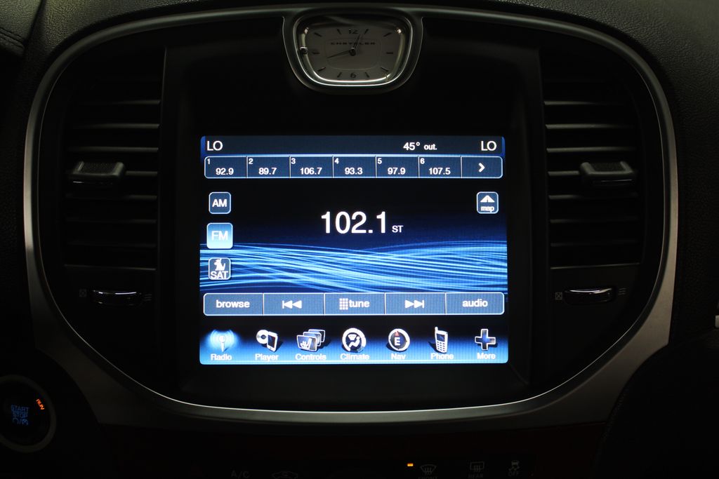 Thumbnail: 2013 Chrysler 300 - 15