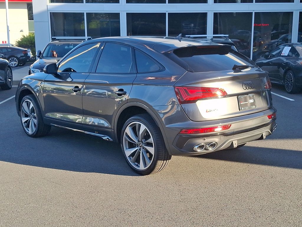 Thumbnail: 2023 Audi SQ5 - 6