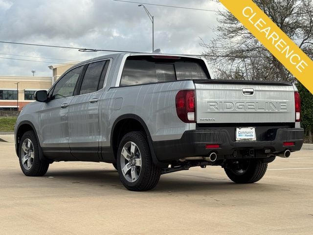 2025 Honda Ridgeline RTL Silver at AutoSavvy Houston Southwest