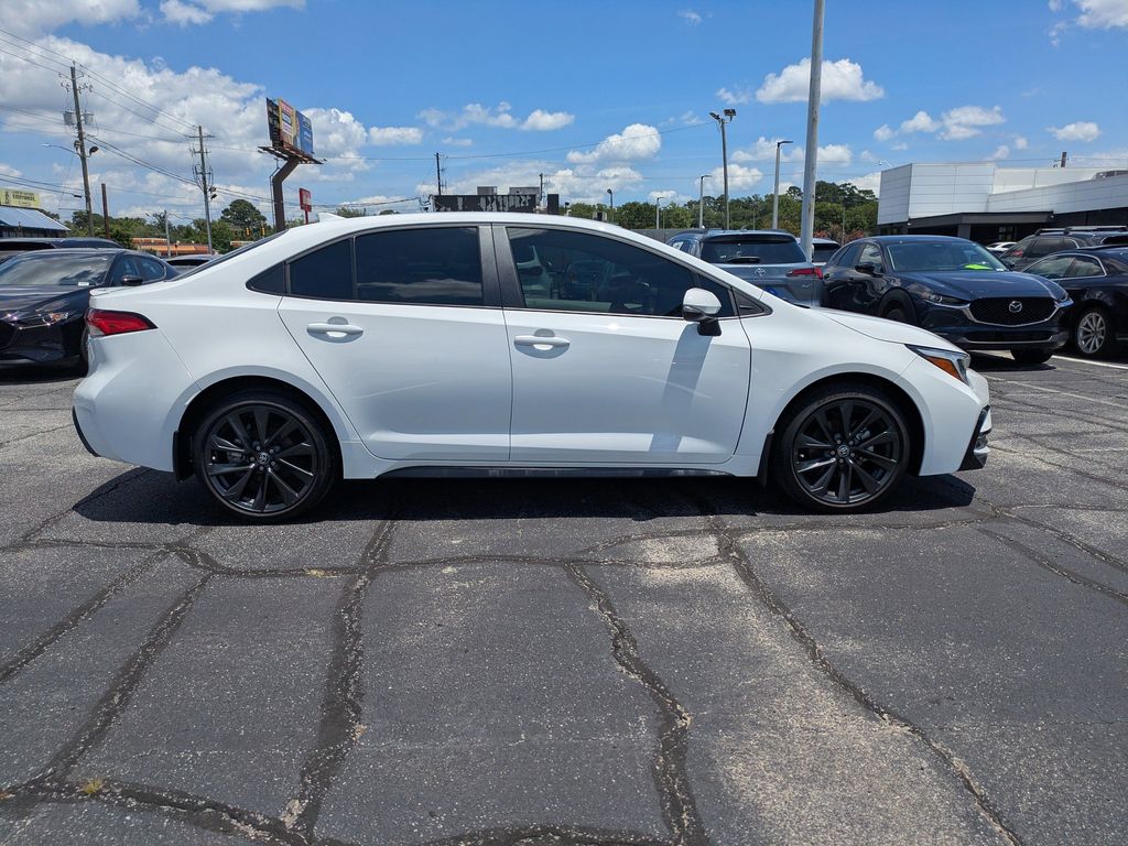 2025 Toyota Corolla SE