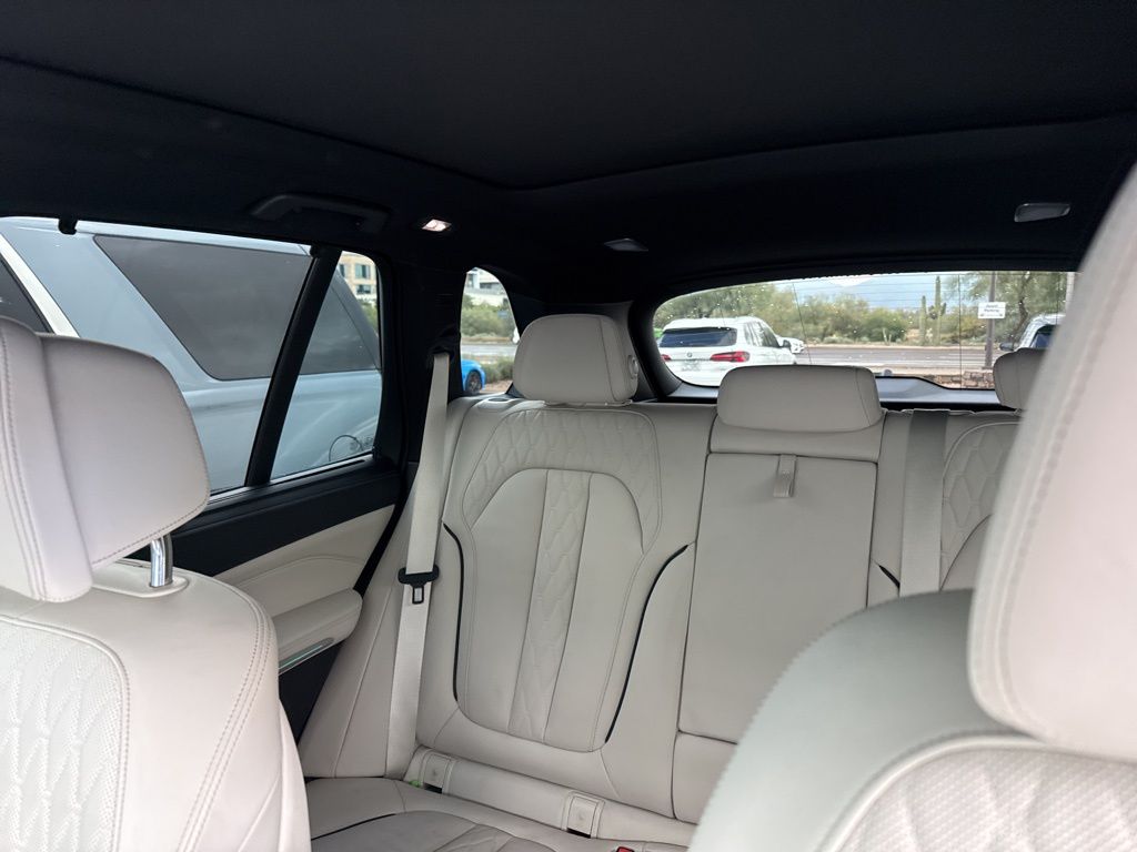 Thumbnail: 2020 BMW X5 - 7