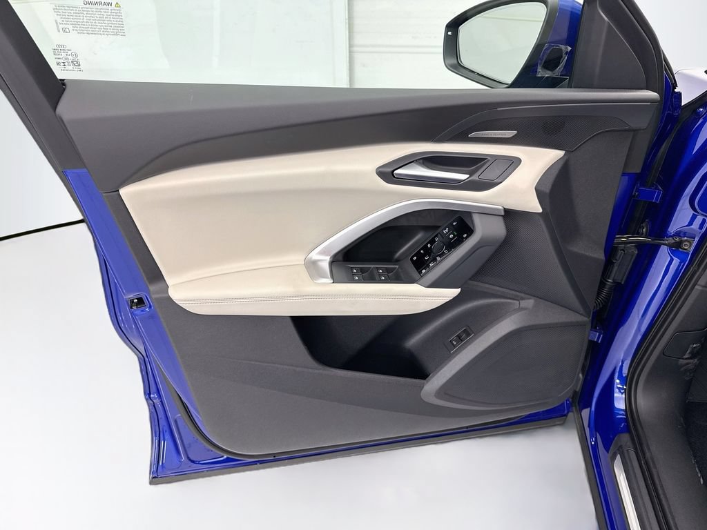 Thumbnail: 2026 Audi Q5 - 24