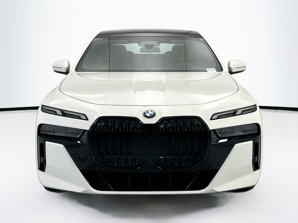 Thumbnail: 2023 BMW 7 Series - 2