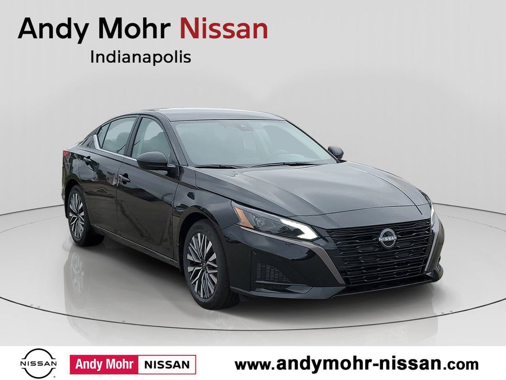 Super Black 2026 Nissan Altima Sedan Front-Wheel Drive Continuously Variable Transmission