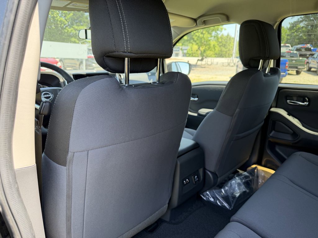 New 2026 Nissan Frontier Truck