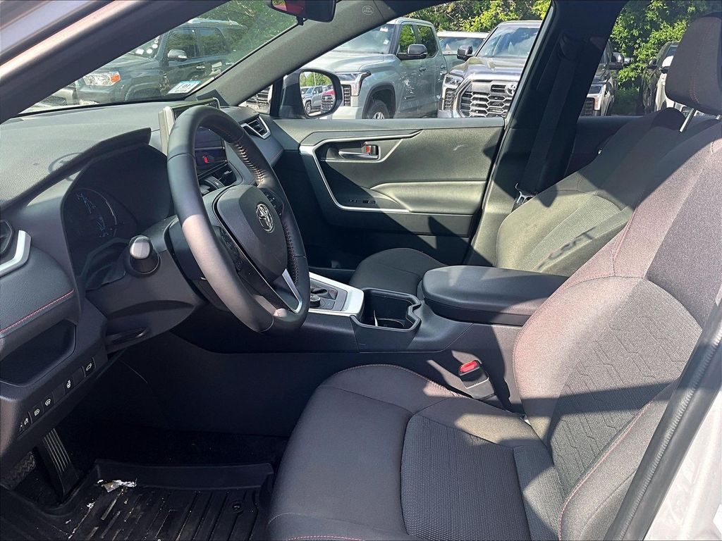 2024 Toyota RAV4 Prime — photo 4