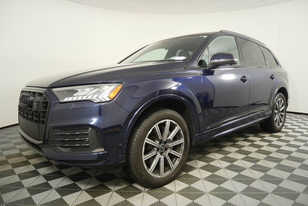 Thumbnail: 2023 Audi Q7 - 7