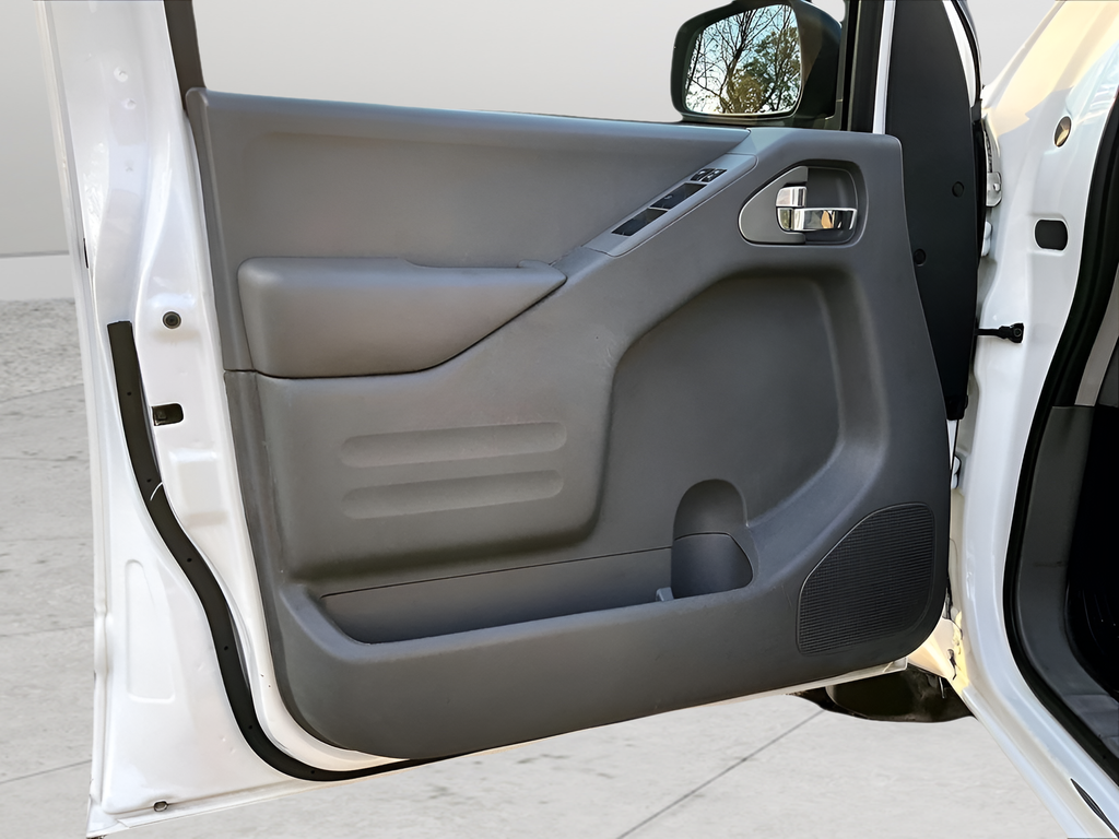 Used 2021 Nissan Frontier SV 4D Crew Cab