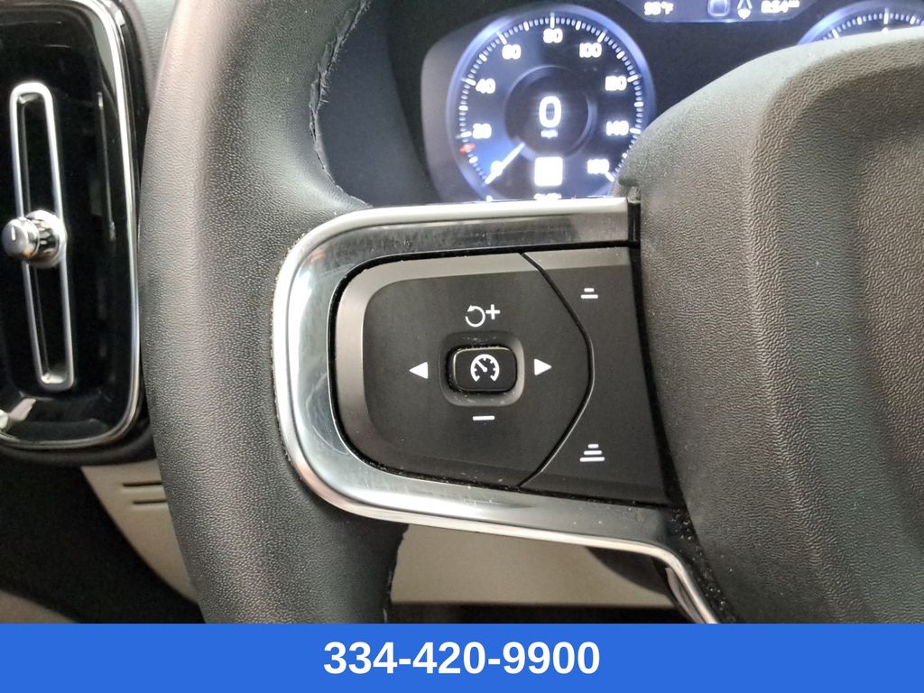 used 2022 Volvo XC40 car, priced at $19,799