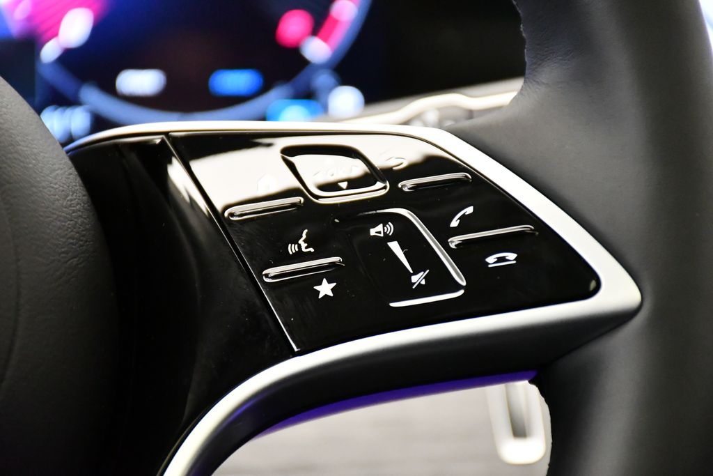 Thumbnail: 2026 Mercedes-Benz GLS - 24