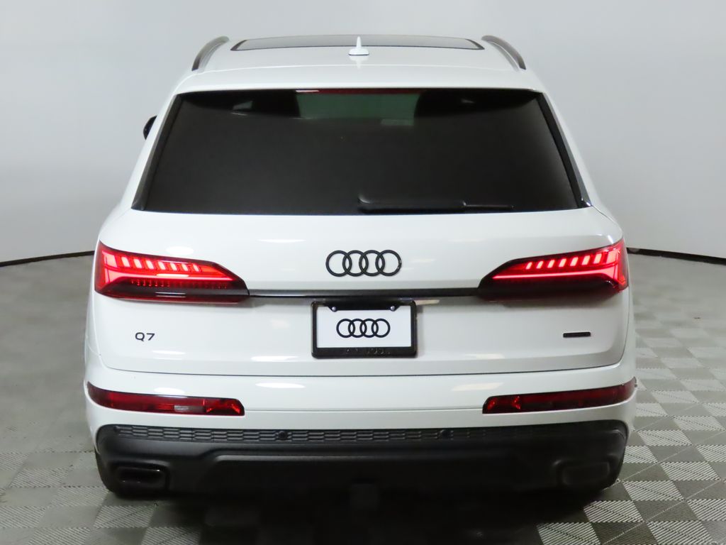 Thumbnail: 2025 Audi Q7 - 4