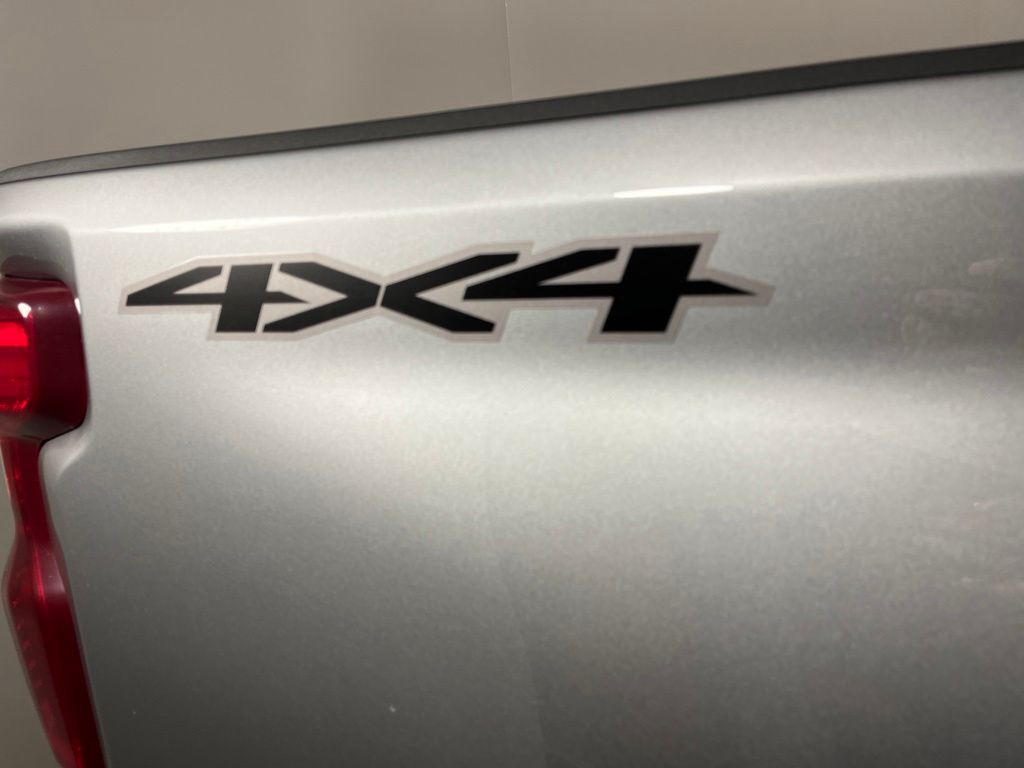 Thumbnail: 2026 Chevrolet Silverado 2500 - 23