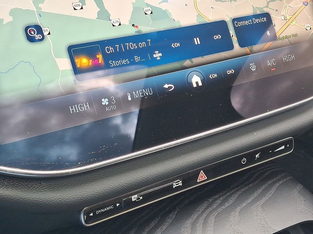 Thumbnail: 2025 Mercedes-Benz E-Class - 16