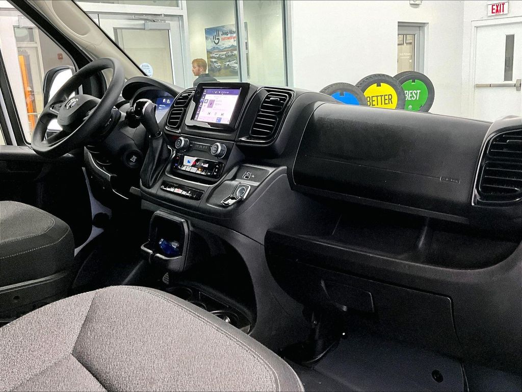 2025 Ram ProMaster 2500 — photo 14
