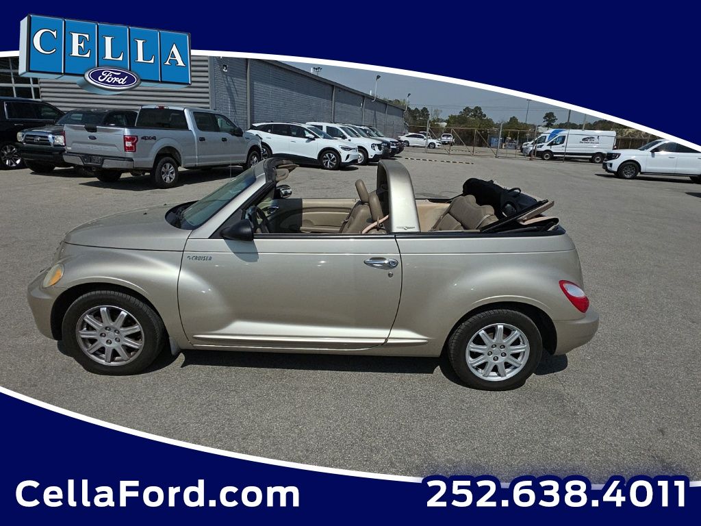 2006 Chrysler PT Cruiser Touring Convertible FWD