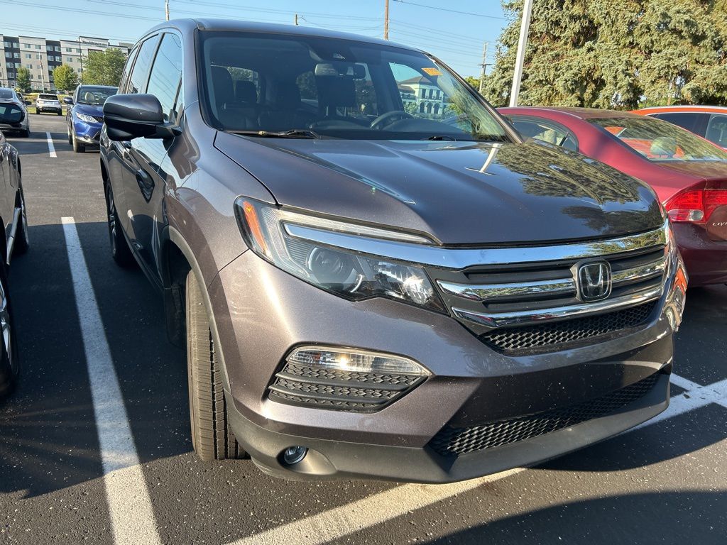 Thumbnail: 2016 Honda Pilot - 4