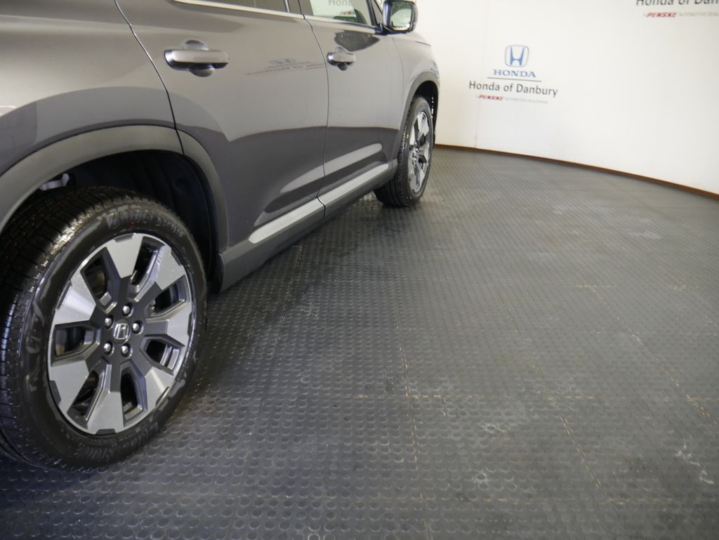 Thumbnail: 2026 Honda Pilot - 4