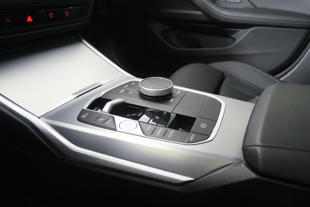 Thumbnail: 2024 BMW 4 Series - 28