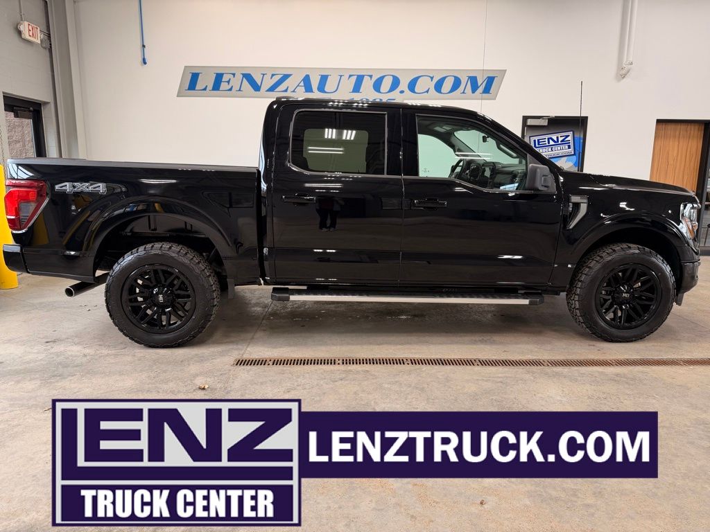 Agate Black Metallic 2025 Ford F-150 XLT SuperCrew 4WD Pickup Truck Four-Wheel Drive Automatic