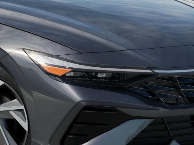 2025 Hyundai Elantra SEL 9