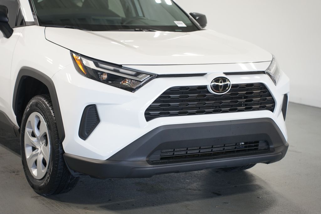 Thumbnail: 2023 Toyota RAV4 - 4