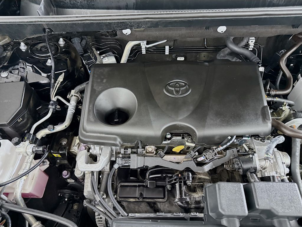 Thumbnail: 2023 Toyota RAV4 - 31